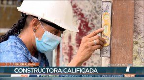 Rosa es una mujer albañil calificada en busca de una oportunidad laboral