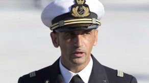 Corte Suprema india extiende estancia de marino en Italia