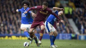 Manchester United gana en la Liga Premier