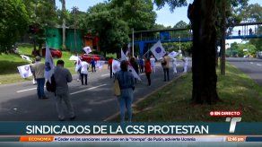 Trabajadores de la Universidad de Panamá y la CSS cierran la vía Transístmica
