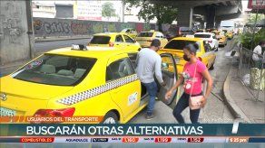 Usuarios del transporte público buscan alternativas ante posible paralización