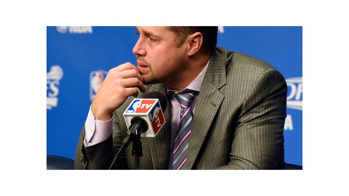 Los Grizzlies despiden al entrenador Dave Joerger