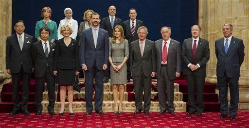 Entregan premios Príncipe de Asturias en España