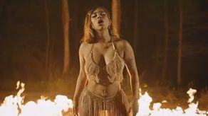 Elisama lanza su nueva producción titulada Demasiado Rico