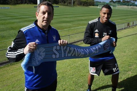 Delantero Yau feliz tras su primer entreno con el Sydney FC