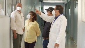 Autoridades de salud analizan la capacidad hospitalaria varias veces al día