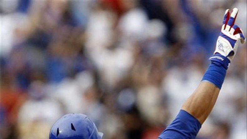 Ramírez abre paso con el bate a los Cachorros