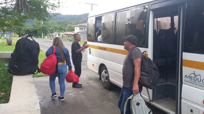 MEDUCA inicia traslado de docentes