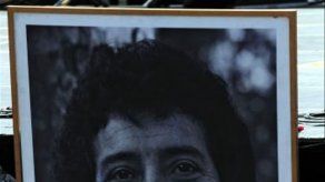 Chile recuerda al cantautor Víctor Jara a 40 años de su asesinato
