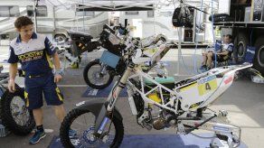 Inicia Rally Dakar 2016 con salar Uyuni como nuevo desafío