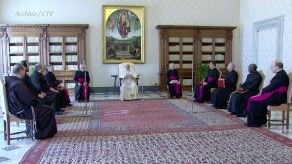 El papa recorta los salarios de los cardenales y miembros de la curia romana El papa recorta los salarios de los cardenales y miembros de la curia romana