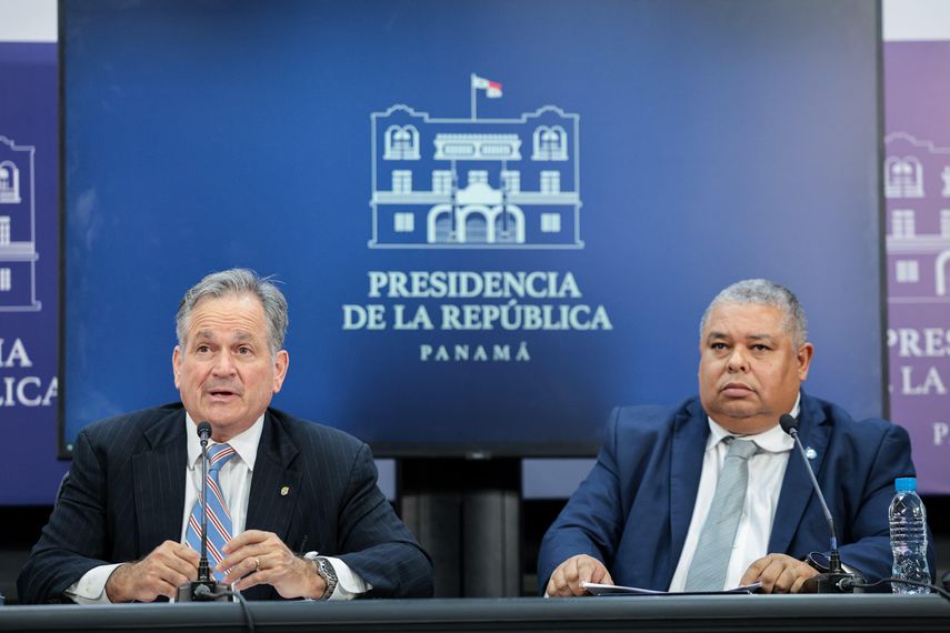 Gobierno aborda crisis de agua en Azuero