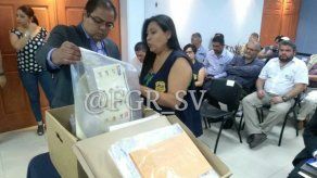 La Fiscalía salvadoreña avala autenticidad de boletas electorales abandonadas