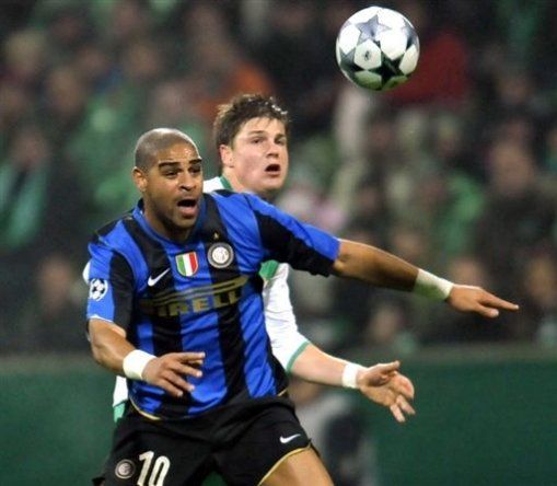 Adriano llegó borracho a entrenamiento, según diario