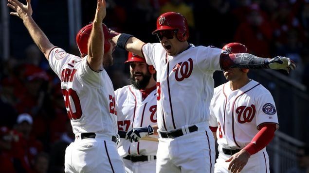 Ofensiva de Lobatón y Murphy le da triunfo a Nacionales y empatan la serie de playoffs 1-1