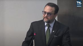 Julio Moltó responde ante la Asamblea por auditoría minera