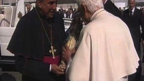 Arzobispo Ulloa dice que renuncia del papa lo tomó por sorpresa