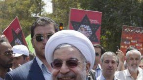 Rohaní toma posesión tras 5 décadas de lucha por la revolución islámica