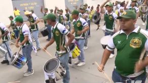 Bandas independientes celebran la confirmación de los desfiles patrios.