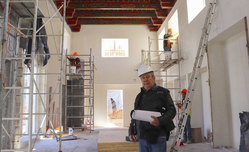 Fernández Garza ocupó la alcaldía de San Pedro Garza García en tres ocasiones distintas