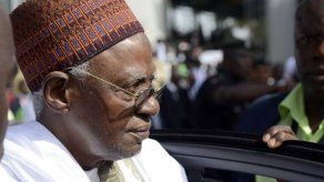 Fallece el expresidente de Nigeria Shehu Shagari a los 93 años