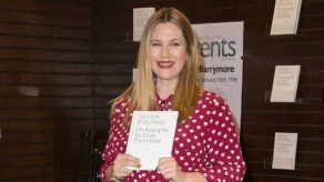 Drew Barrymore no puede resistirse a los noodles