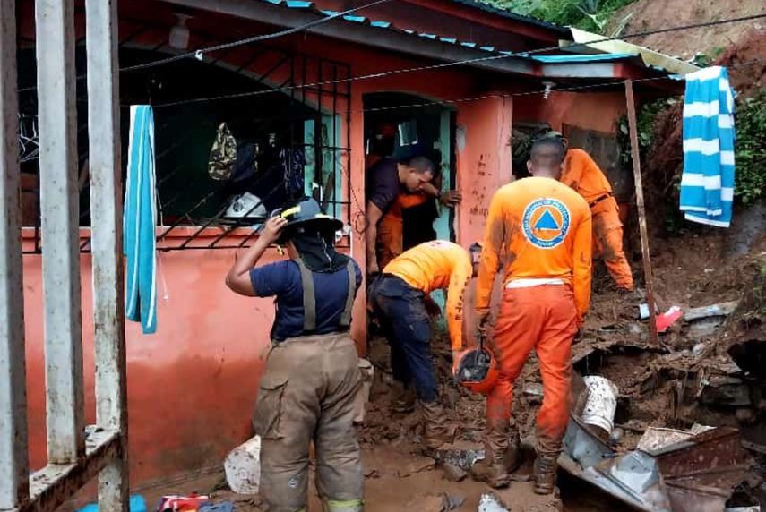Se prevé que las lluvias continúen en las próximas horas en la provincia de Colón.