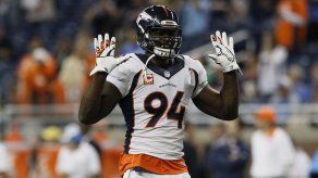 Robo en casa de Ware durante partido de Broncos