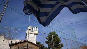 Acusan a Grecia de penalizar migración.