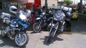 Extranjeros que circulen en motos pequeñas y taxis serán retenidos