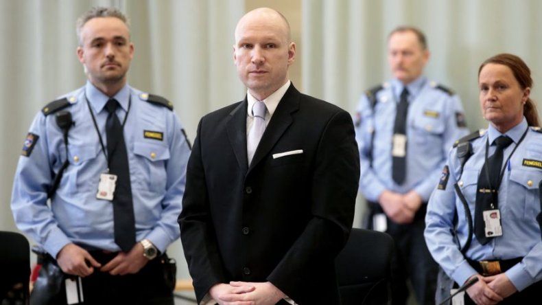 Autor de matanza en Noruega gana juicio al Estado por trato inhumano