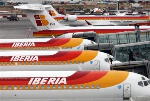 Una nueva huelga en Iberia obliga a cancelar 250 vuelos este lunes