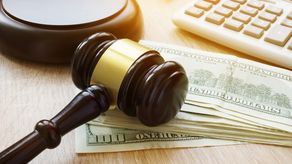 Más de 150 personalidades se han sumado a esta petición de cobre de impuestos.