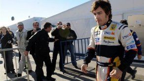 Alonso salió ileso de percance aéreo en Africa