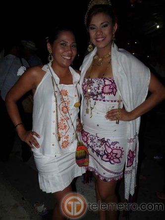 Desfile de las Mil Polleras