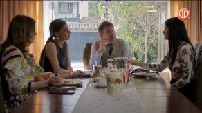 Vivian, Rosa, Nicolás y Laura