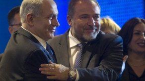 Israel acusa al ex canciller Lieberman de fraude