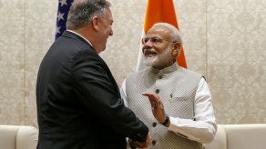 Pompeo se reúne con Modi entre tensiones comerciales