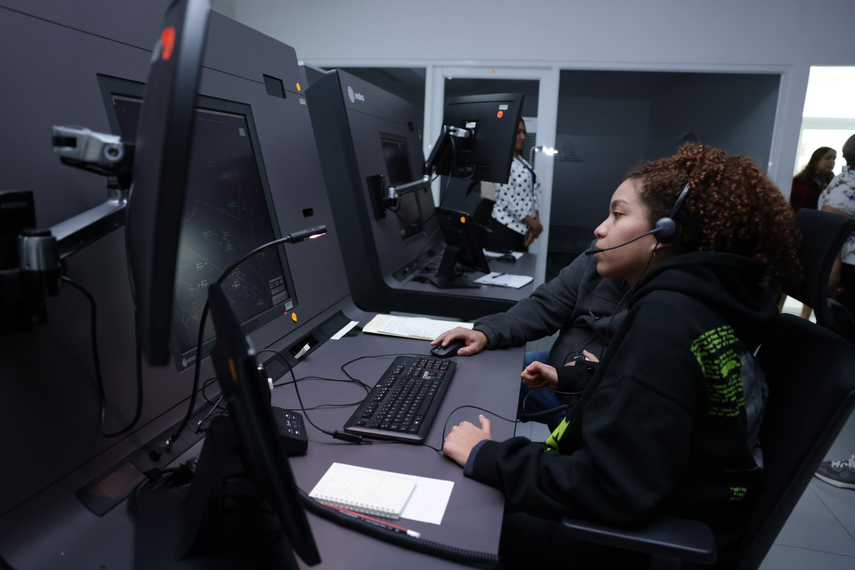 ITSE y Aeronáutica Civil firman convenio para fortalecer la formación de profesionales.