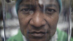 Artista rinde tributo a activistas asesinados en Colombia