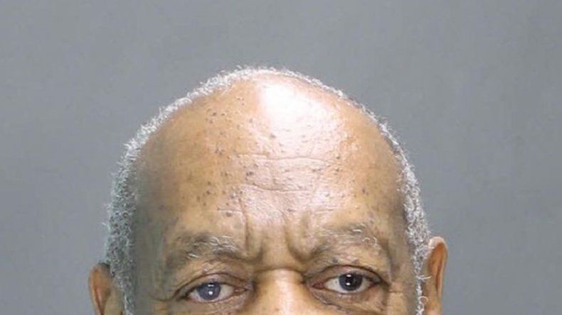 Cosby se presenta ante justicia de EEUU tras ser procesado por agresión sexual