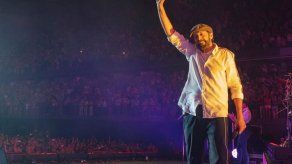 Juan Luis Guerra estrena el video de su tema Lámpara pa mis pies