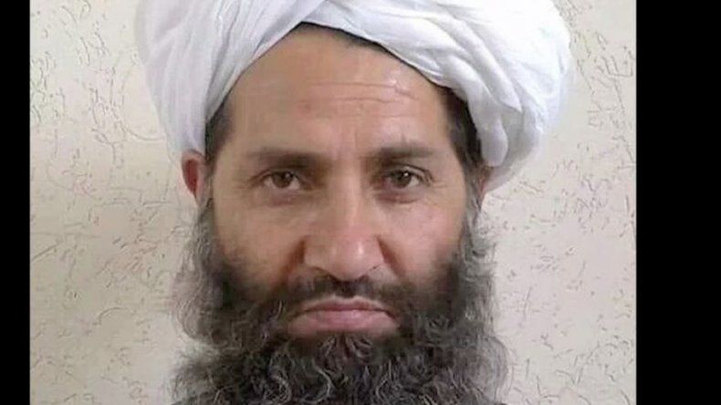 Talibanes afganos eligen nuevo líder tras deceso de Mansur