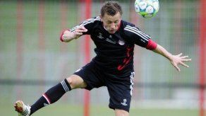 El delantero croata Ivica Olic se perderá la Eurocopa por lesión