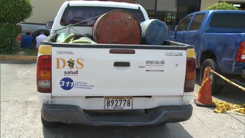 Detienen a cinco por transportar droga en vehículo del Minsa