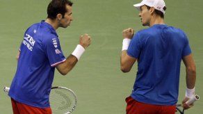 R. Checa aventaja 2-1 a Serbia en final de Davis