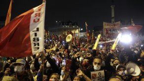 Llos ciudadanos de Perú eligen el domingo a su próximo presidente entre dos candidatos que representan los extremos,
