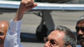 Raúl Castro y presidente de Guyana examinan relaciones