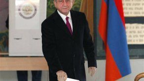 Presidente armenio logra reelección