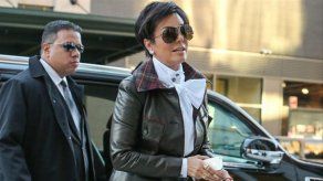 El FBI irrumpe en un hotel en busca de la mujer que amenazó a Kris Jenner
